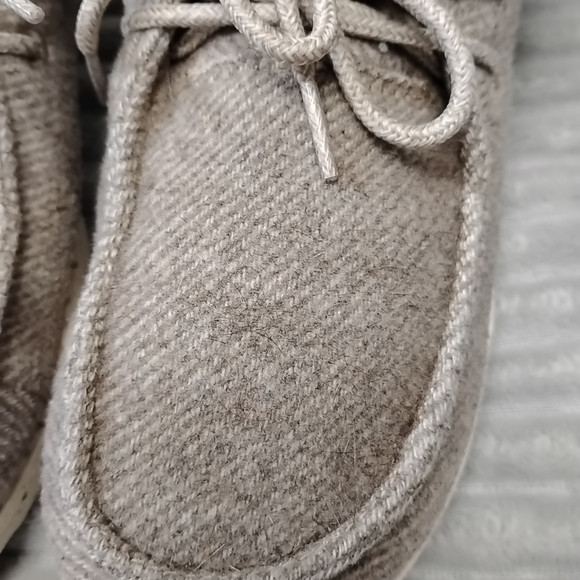 Hey Dude womens britt nut size 6 lace up booties Sherpa Lined Slip On Loafers - Picture 3 of 16